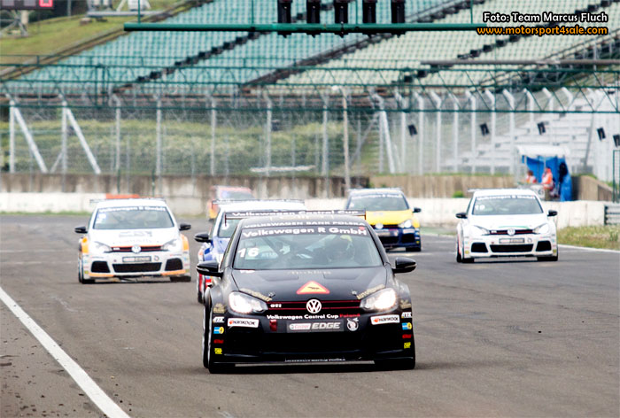 Dubbelseger för Marcus Fluch i premiären av Volkswagen Castrol Cup 2014