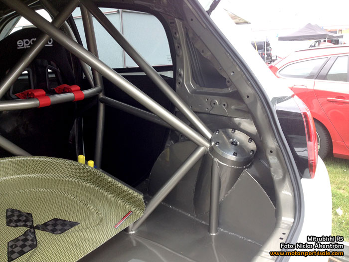 140614_mitsubishi_r5_4