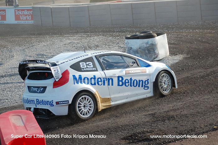 140905_supercarlites_001