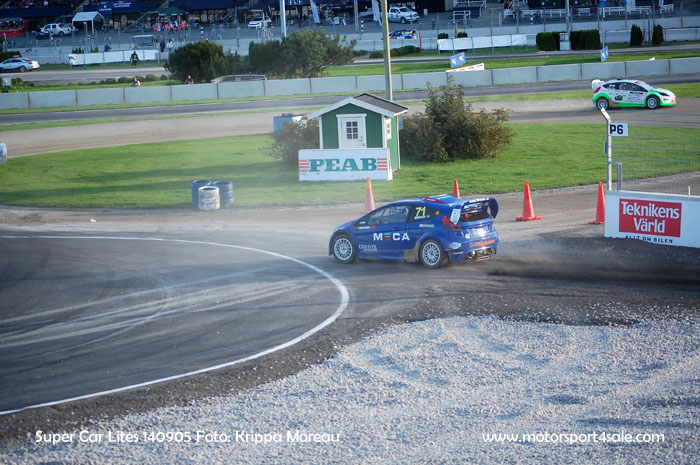 140905_supercarlites_031