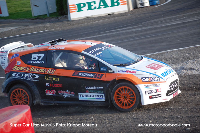 140905_supercarlites_033