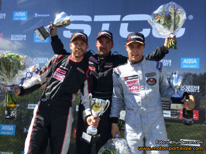 Graff mästerskapsledare i V8 Thunder Cars efter premiärhelgen