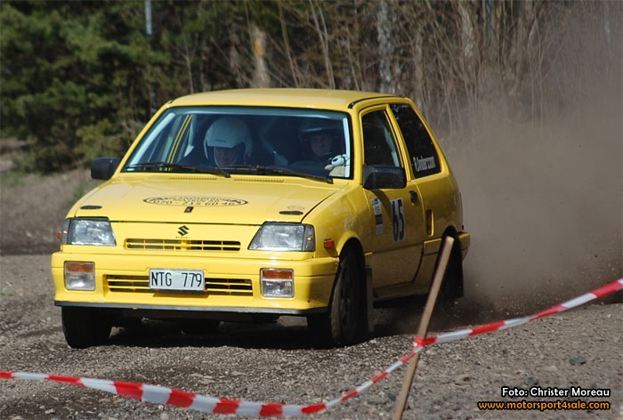 140506_suzuki1 14 ekipage i 1300 Rallycup körde Zabra-rallyt
