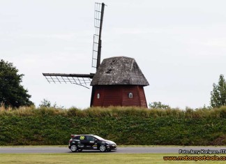 Fördel Henric Skoog i Renault Clio Cup ördel Henric Skoog i Renault Clio Cup
