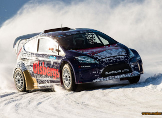 Stjärnspäckat startfält i RallyX On Ice-premiären i Piteå RallyX On Ice-premiären