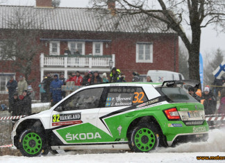 Pontus kör för pallplats trots trubbel Pontus kör för pallplats trots trubbel