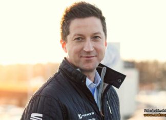 Robert Dahlgren fortsätter i STCC – skrivit ett treårskontrakt Robert Dahlgren kör STCC för PWR Racing