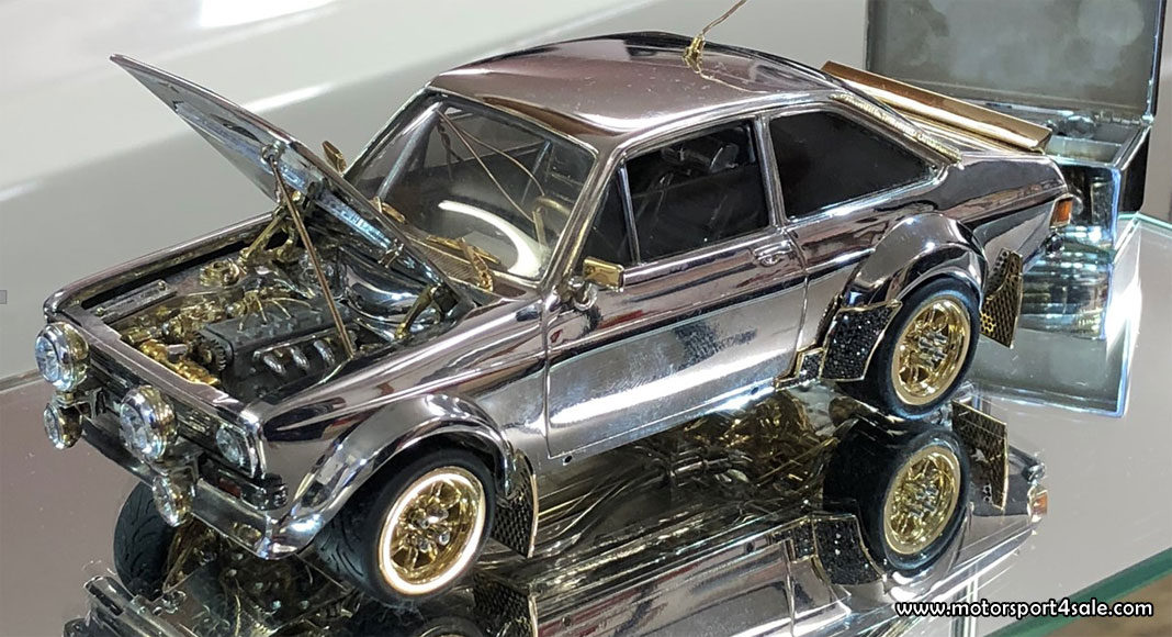 190428-bling-bling-ford Bling-bling Ford Escort i guld och diamant