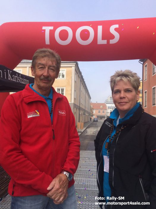C G Wilke, Hässleholms MK, tävlingsledare SM-veckans Rallysprint och Sara Mejving, Skillingaryds MK.