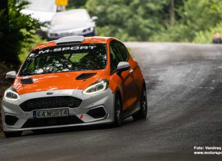Dennis Rådströms uppladdning inför helgens Rally Bohemia Dennis Rådström testar sin Ford Fiesta
