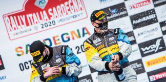 Tom Kristensson om segern i Rally Italia Sardegna Segerskumpa för Tom Kristensson och Joakim Sjöberg