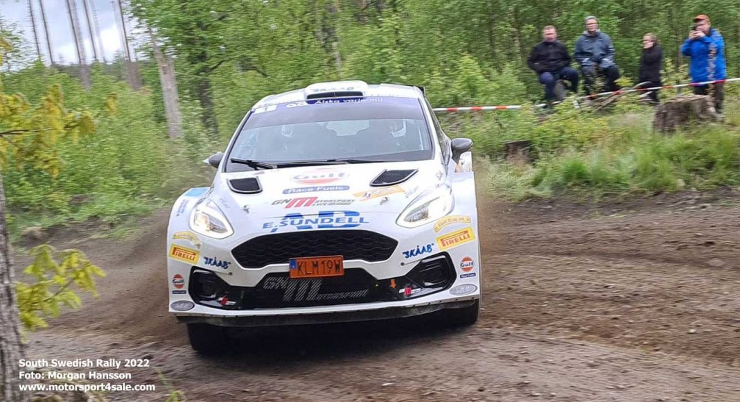 P-G i fortsatt SM-ledning trots motorproblem