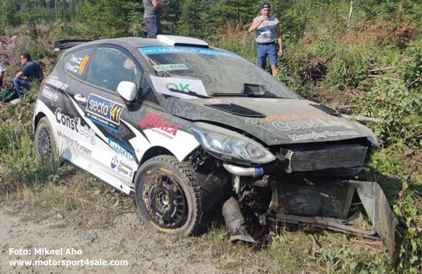 Trubbel för Tommi Heino i Rally Finland 2022