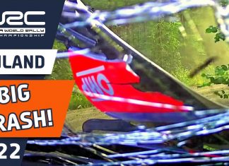 Här rullar Oliver Solberg redan i den första kurvan på Rally Finland 2022