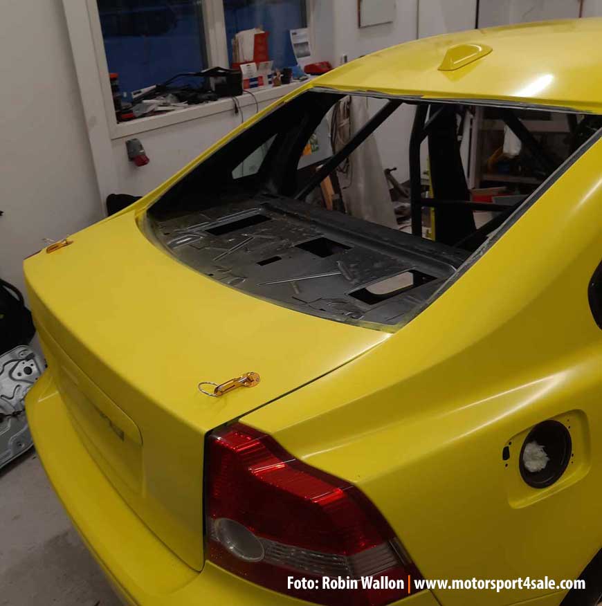 Robin Wallons nya Volvo S40 tar form.